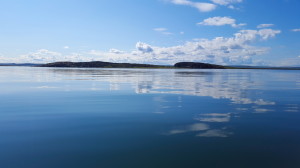 Two small islands in the middle of the estuary for the Coppermine River. (Photo credit: John Kelly)